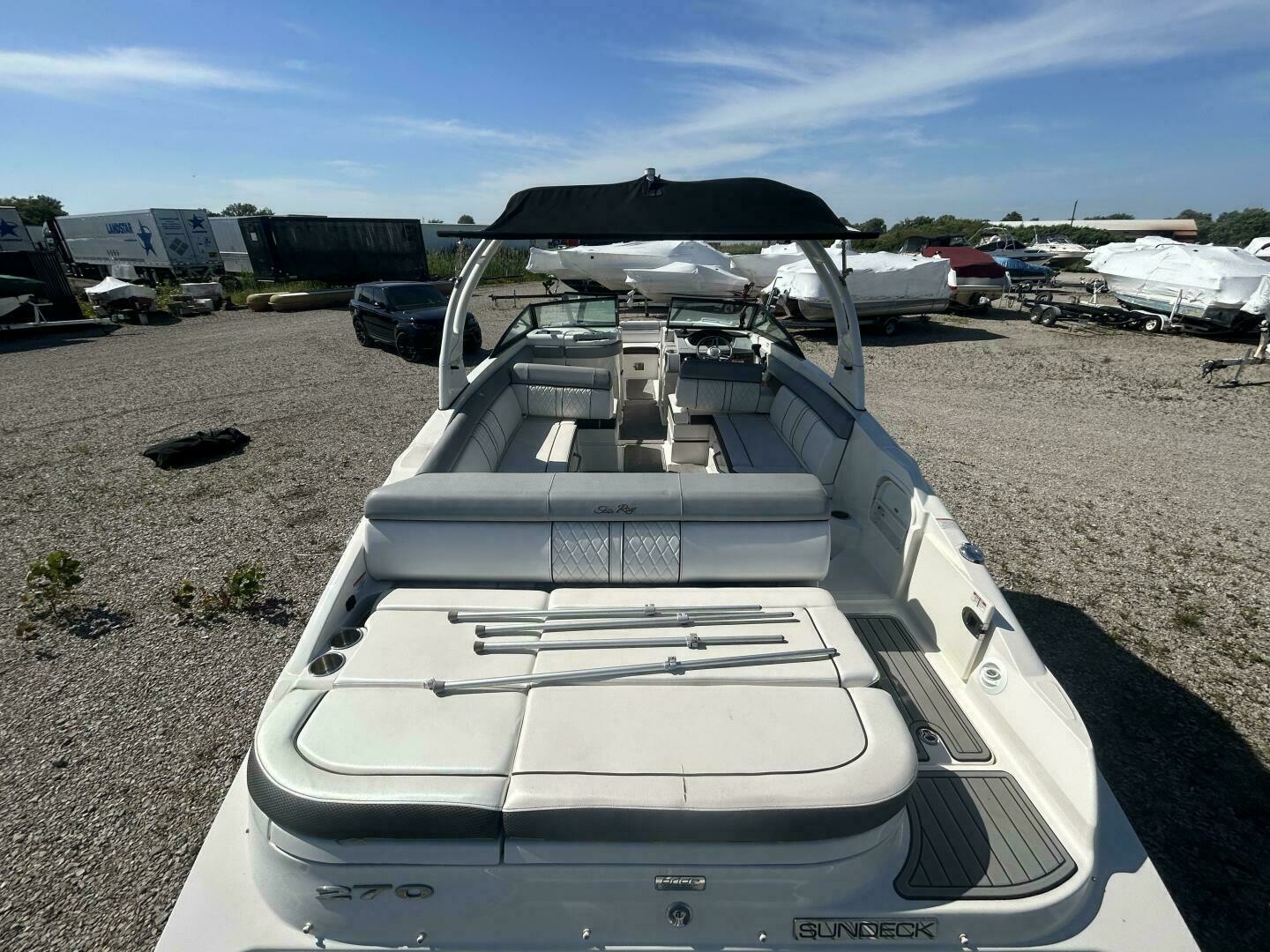 27ft Sea Ray Yacht For Sale