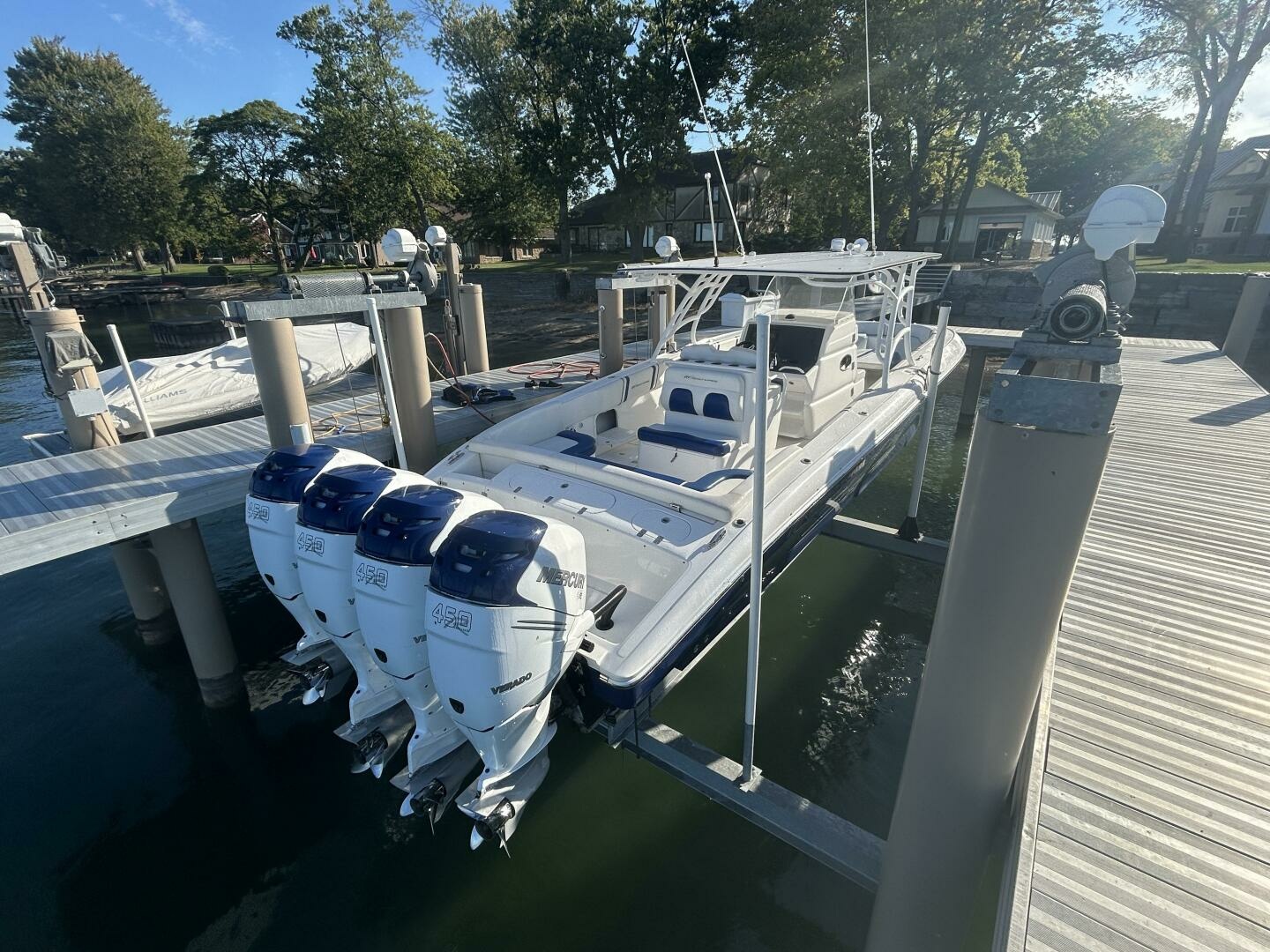 2016 Midnight Express 37 Open 37