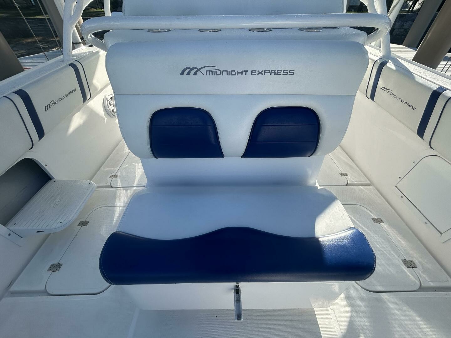 37ft Midnight Express Yacht For Sale
