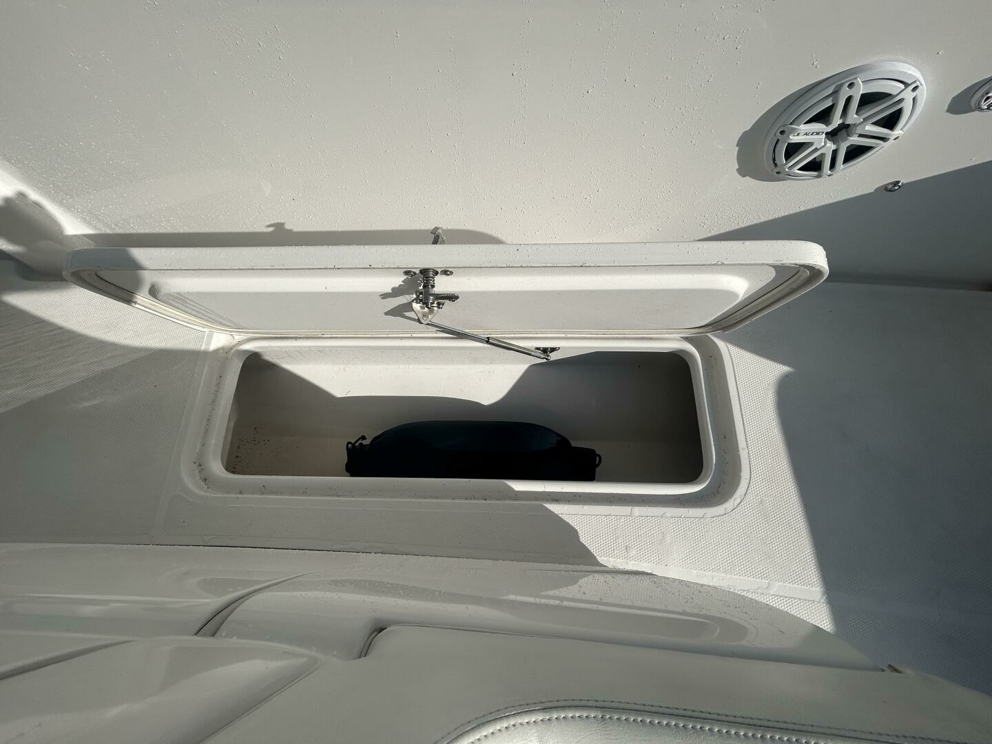 37ft Midnight Express Yacht For Sale
