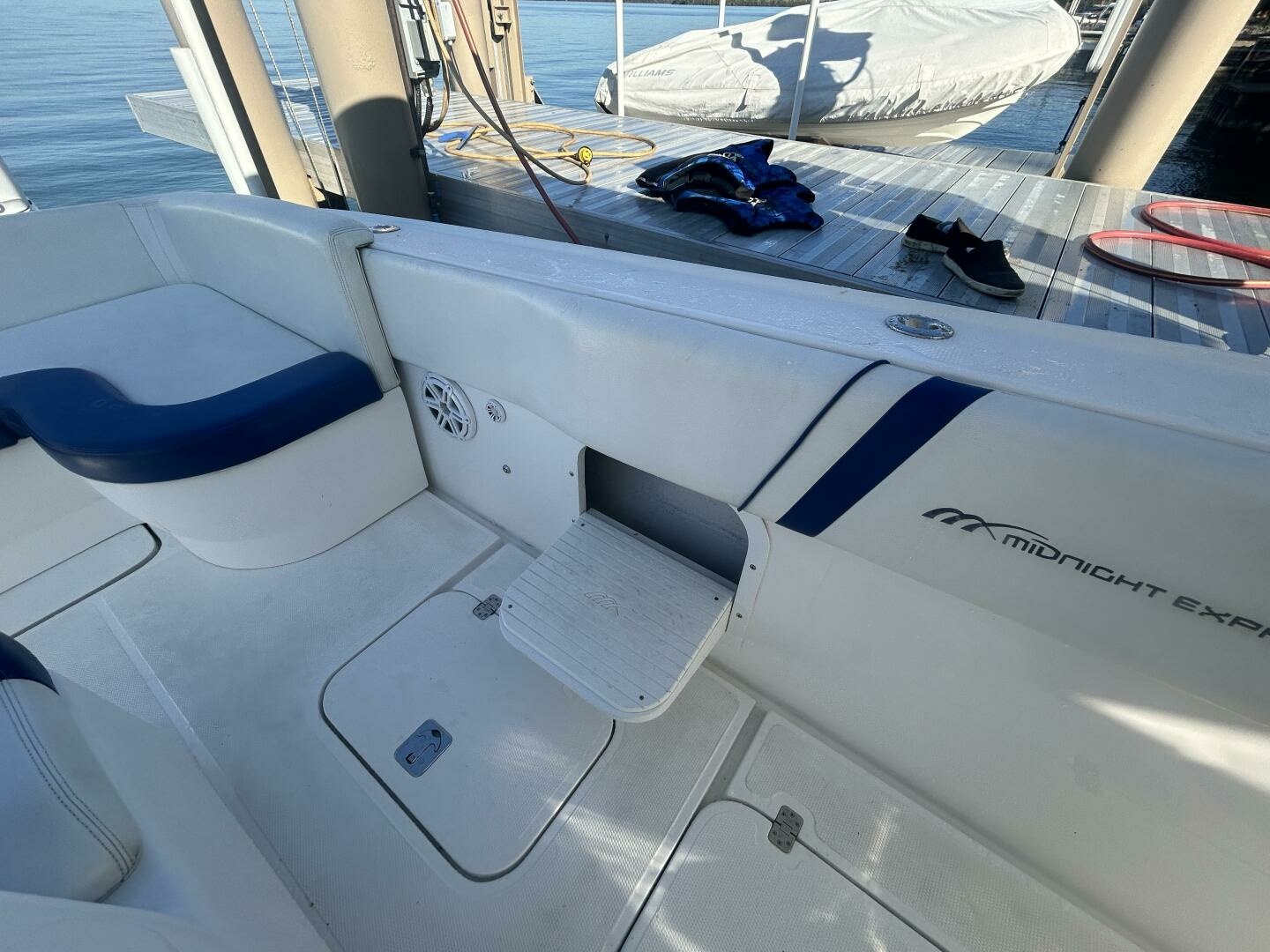 37ft Midnight Express Yacht For Sale