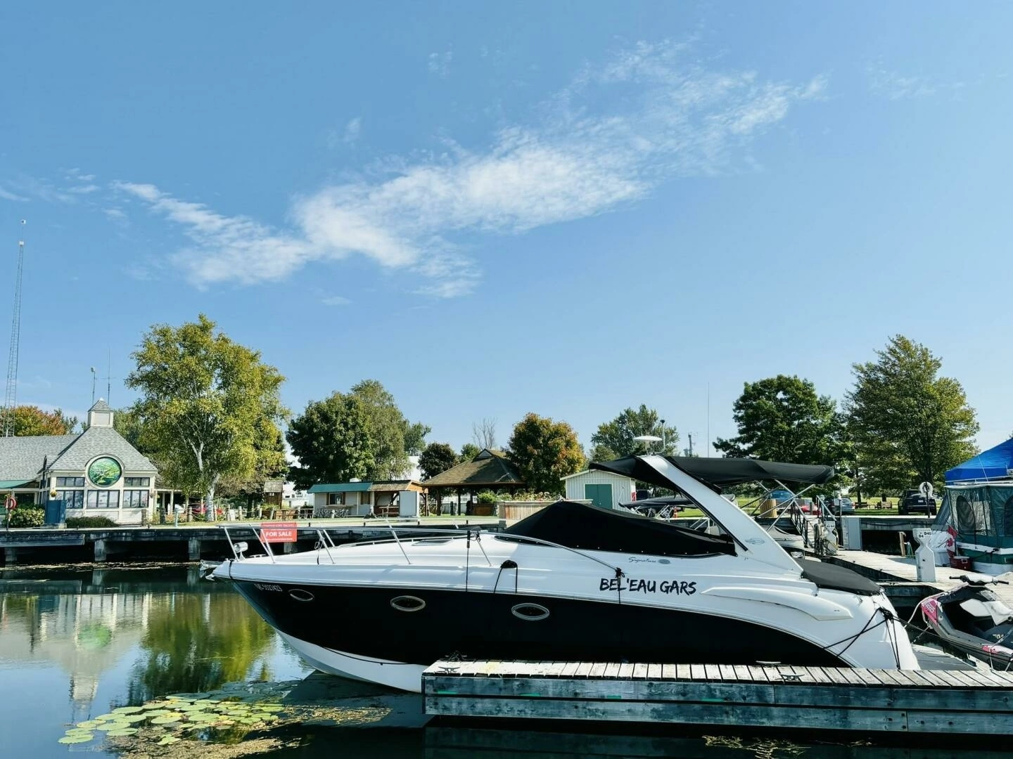 2008 Chaparral 330 Signature, photo 1 of 30