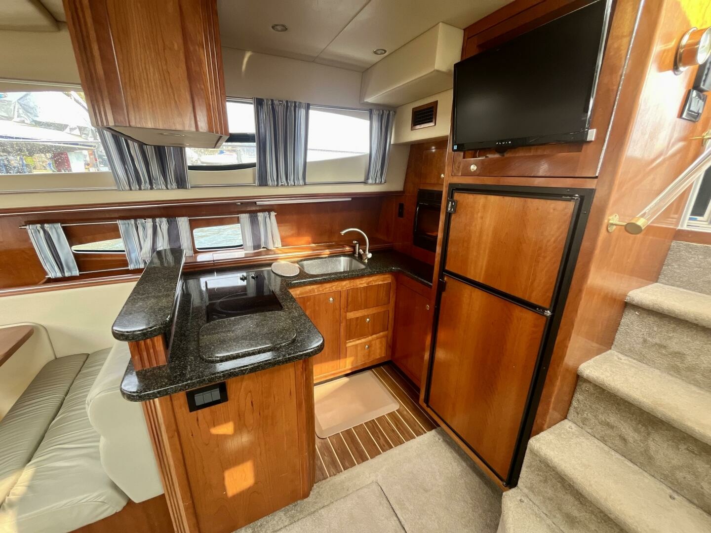 40ft Cruisers Yachts Yacht For Sale