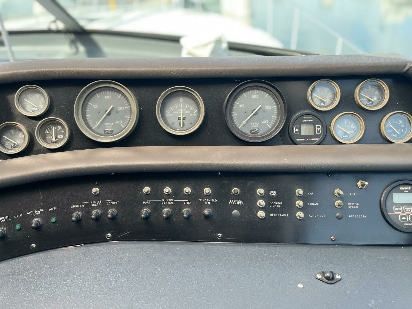 1992 Sea Ray 440 Sundancer 44