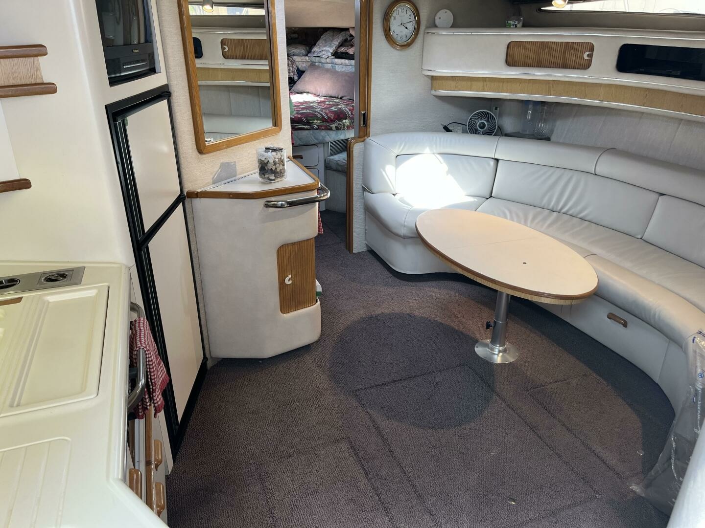 1992 Sea Ray 440 Sundancer 44