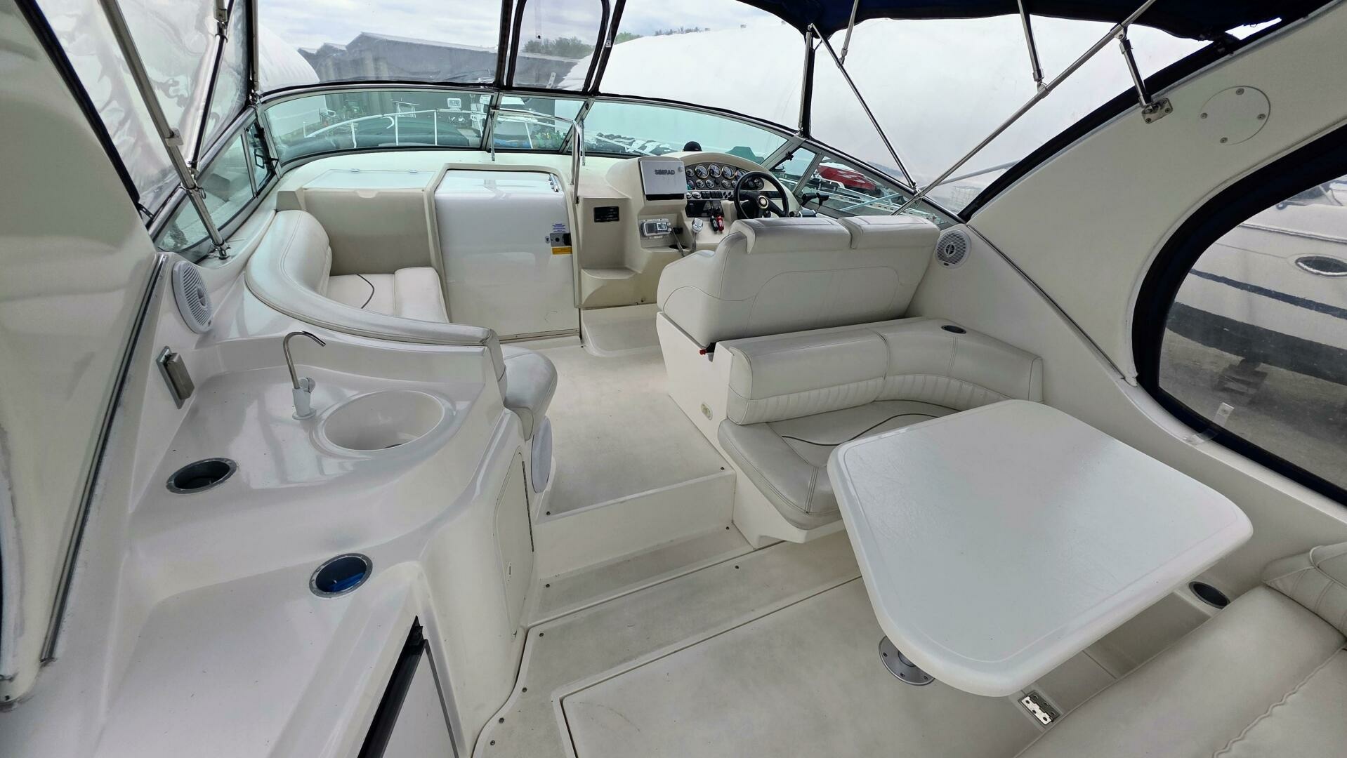 33ft Cruisers Yachts Yacht For Sale