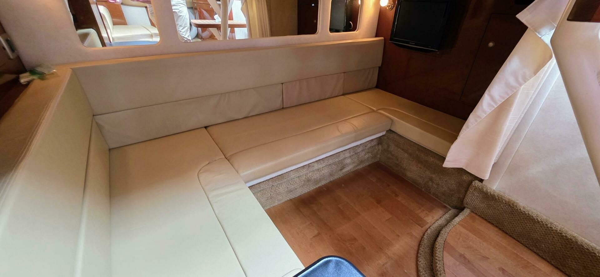 31ft Sea Ray Yacht For Sale