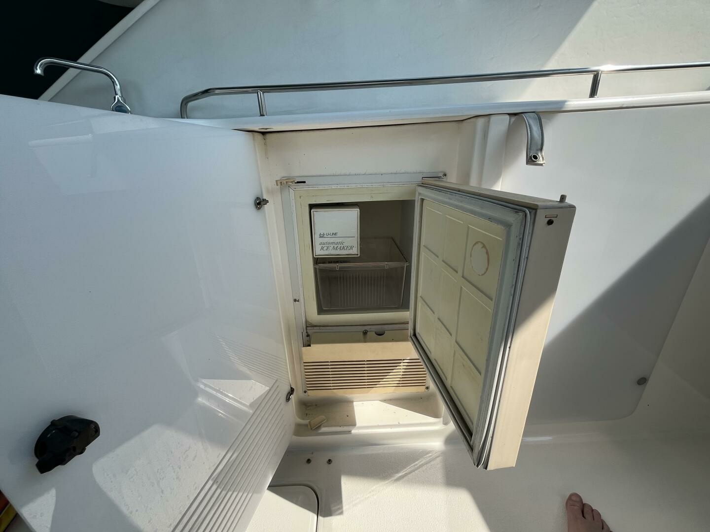1995 Wellcraft 3600 Martinique 36