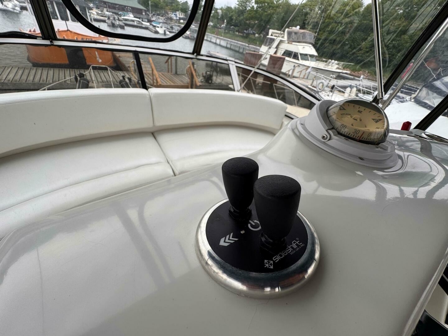 35ft Silverton Yacht For Sale