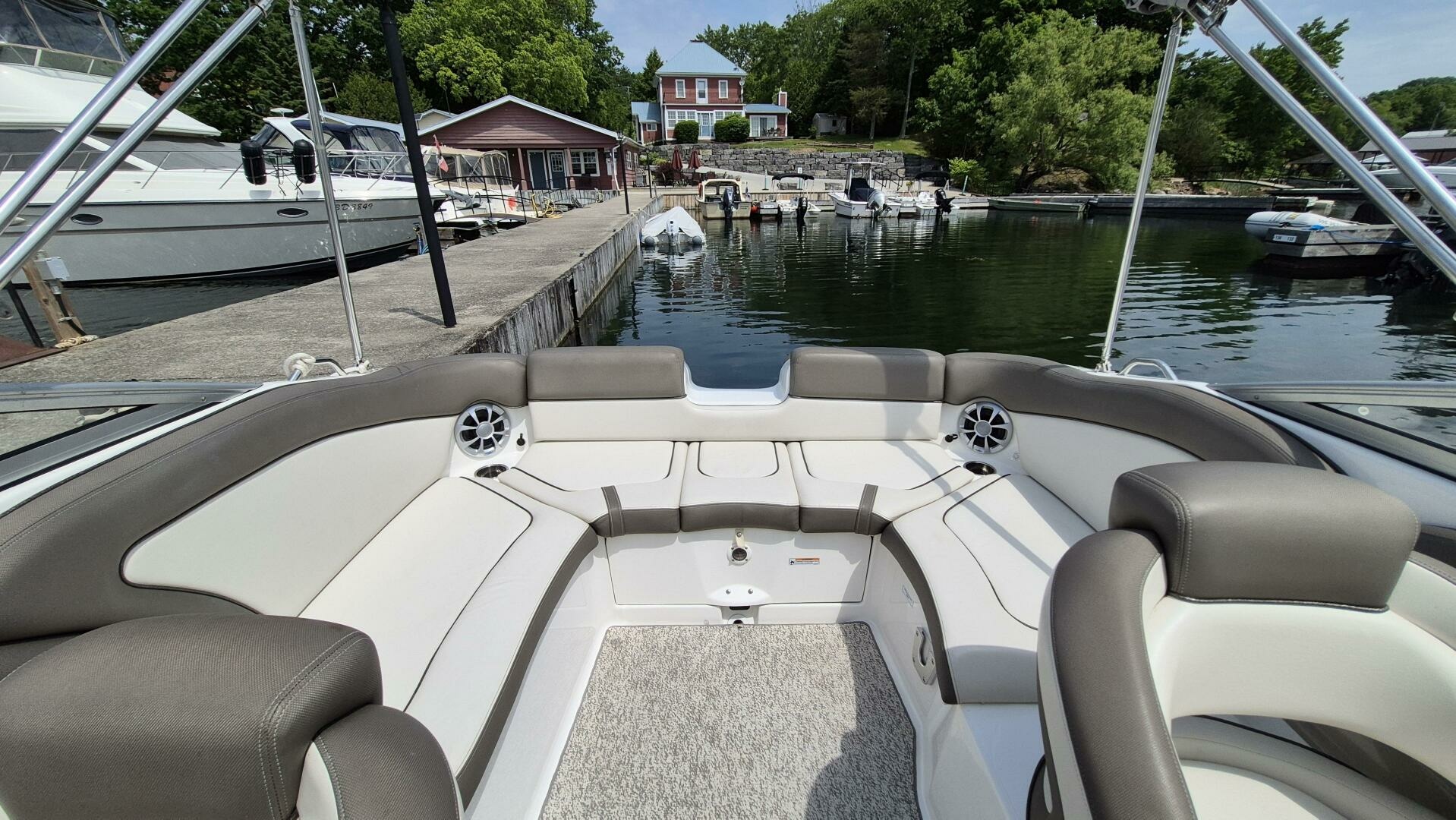 2012 Yamaha Boats 242 Limited 24