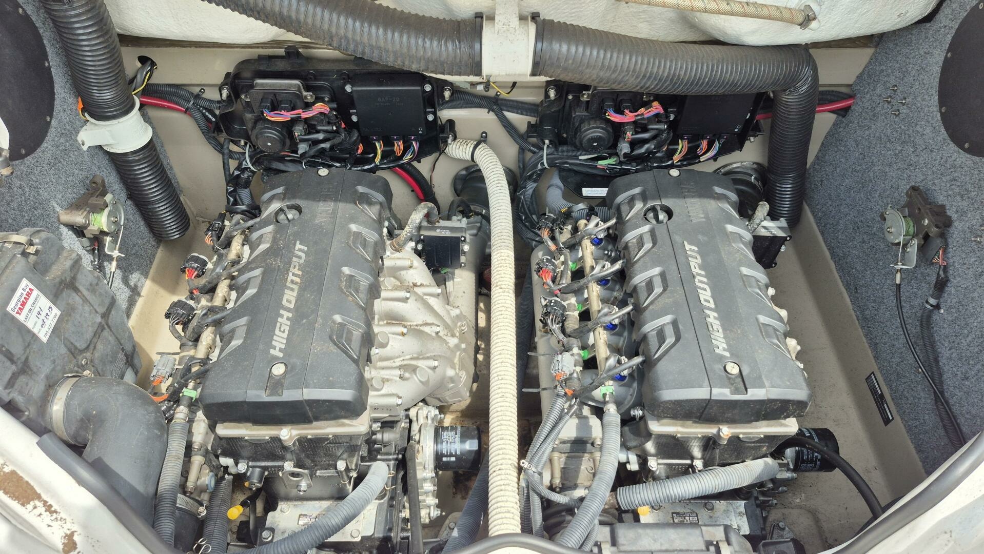 2012 Yamaha Boats 242 Limited 24