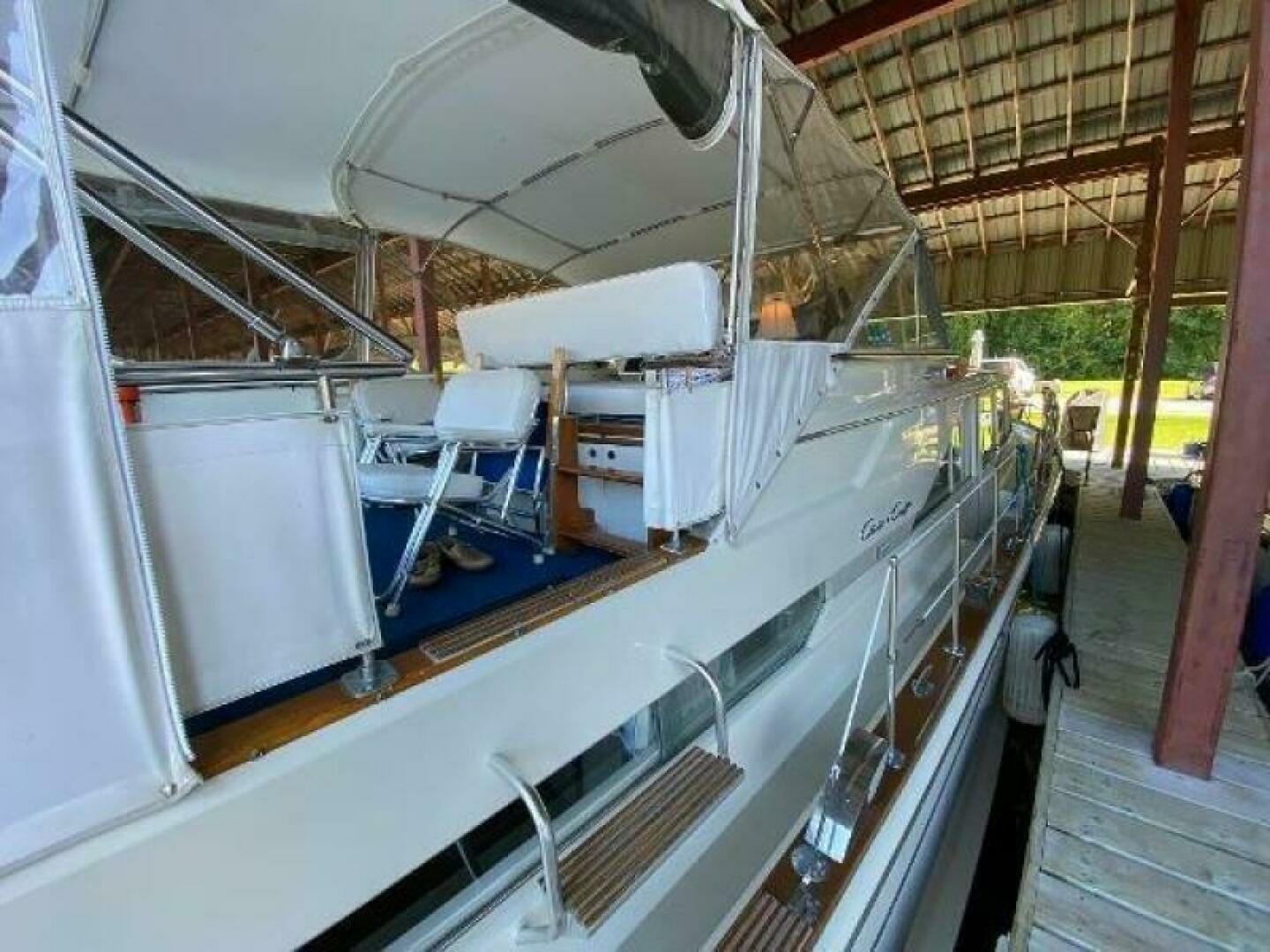 42ft Chris Craft Yacht For Sale