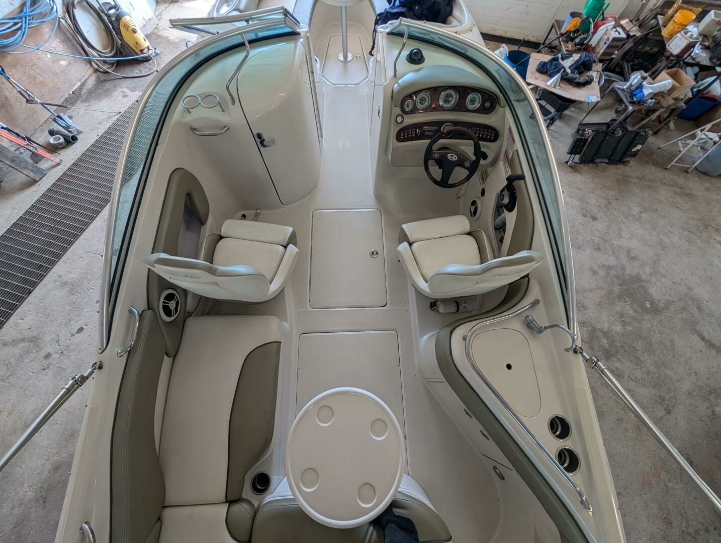 2007 Sea Ray 240 Sundeck 24