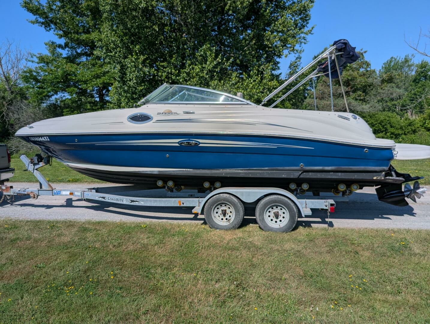 2007 Sea Ray 240 Sundeck 24