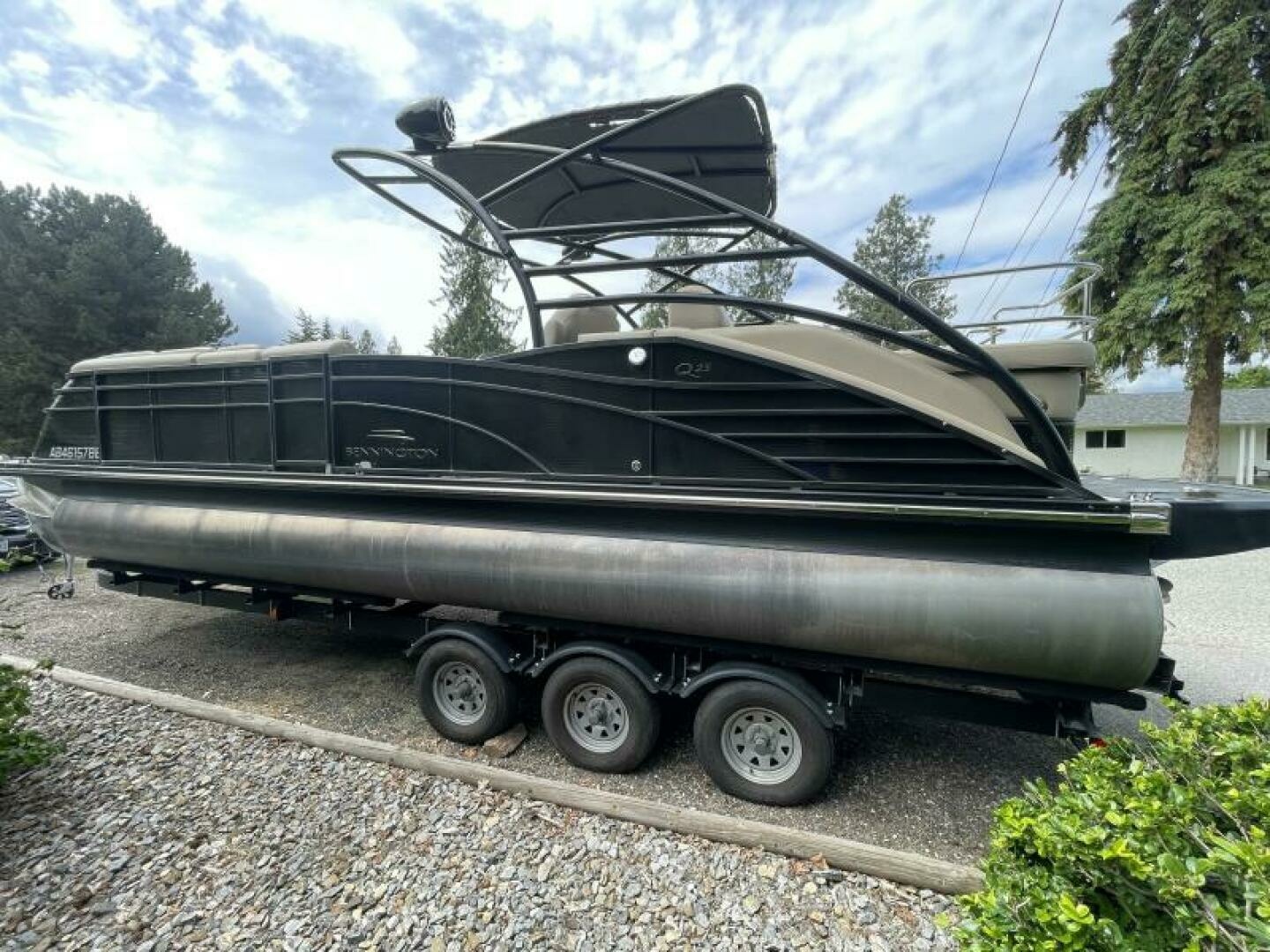 2013 Bennington 2575 QCW 25