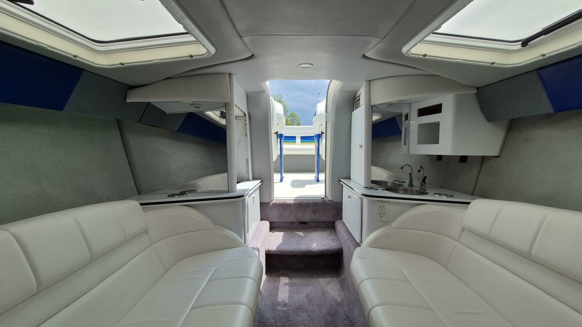 31ft Formula Yacht For Sale