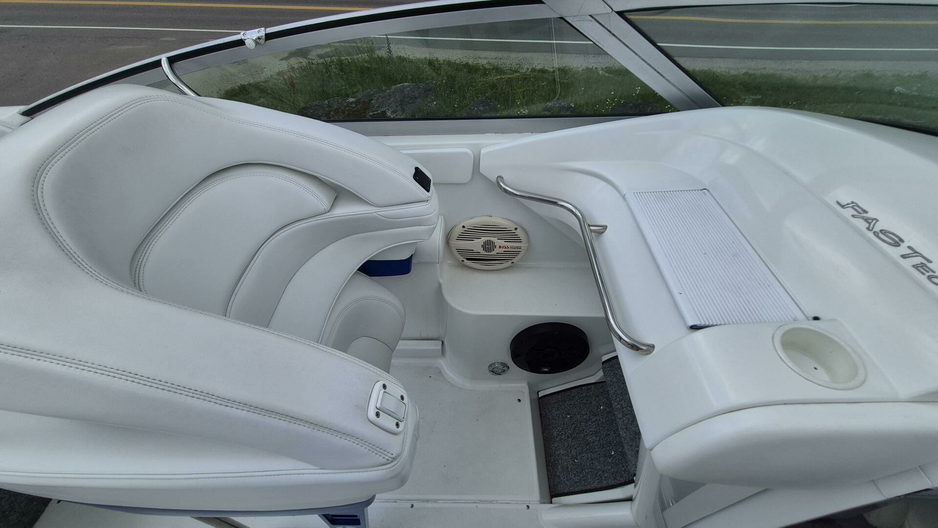 31ft Formula Yacht For Sale
