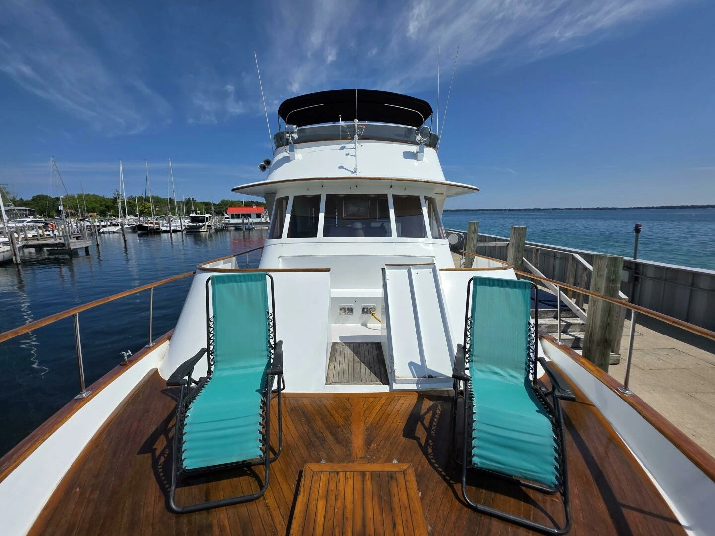 Chris-Craft Roamer 60 Yacht For Sale