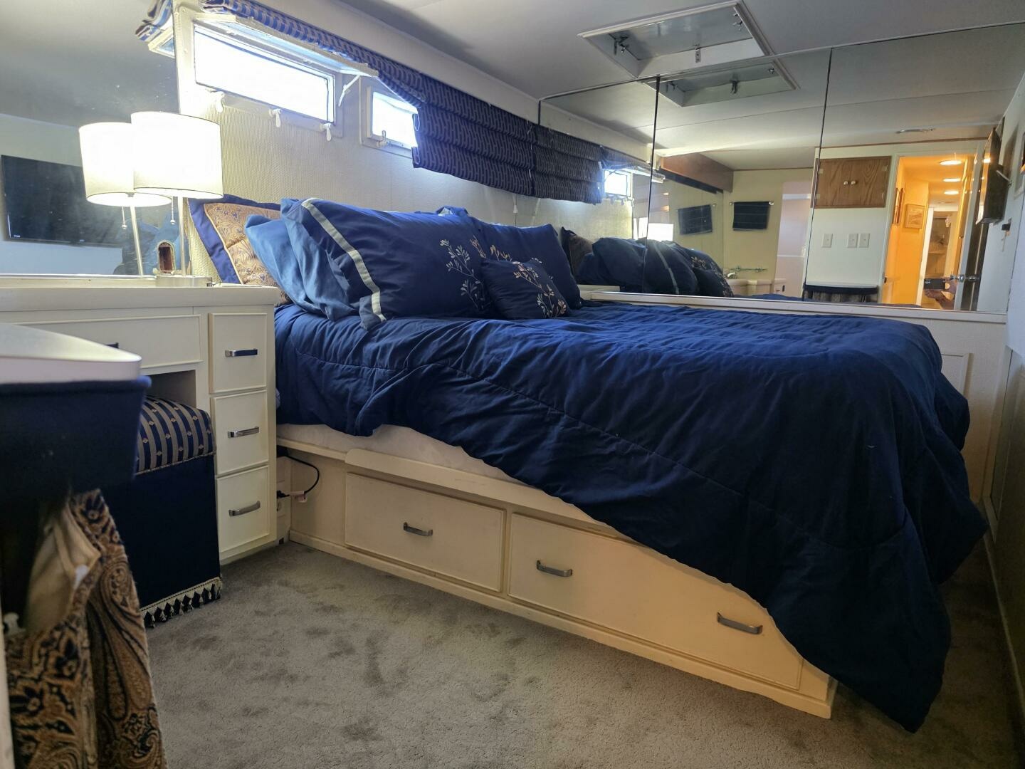 1976 Chris-Craft Roamer 60 60