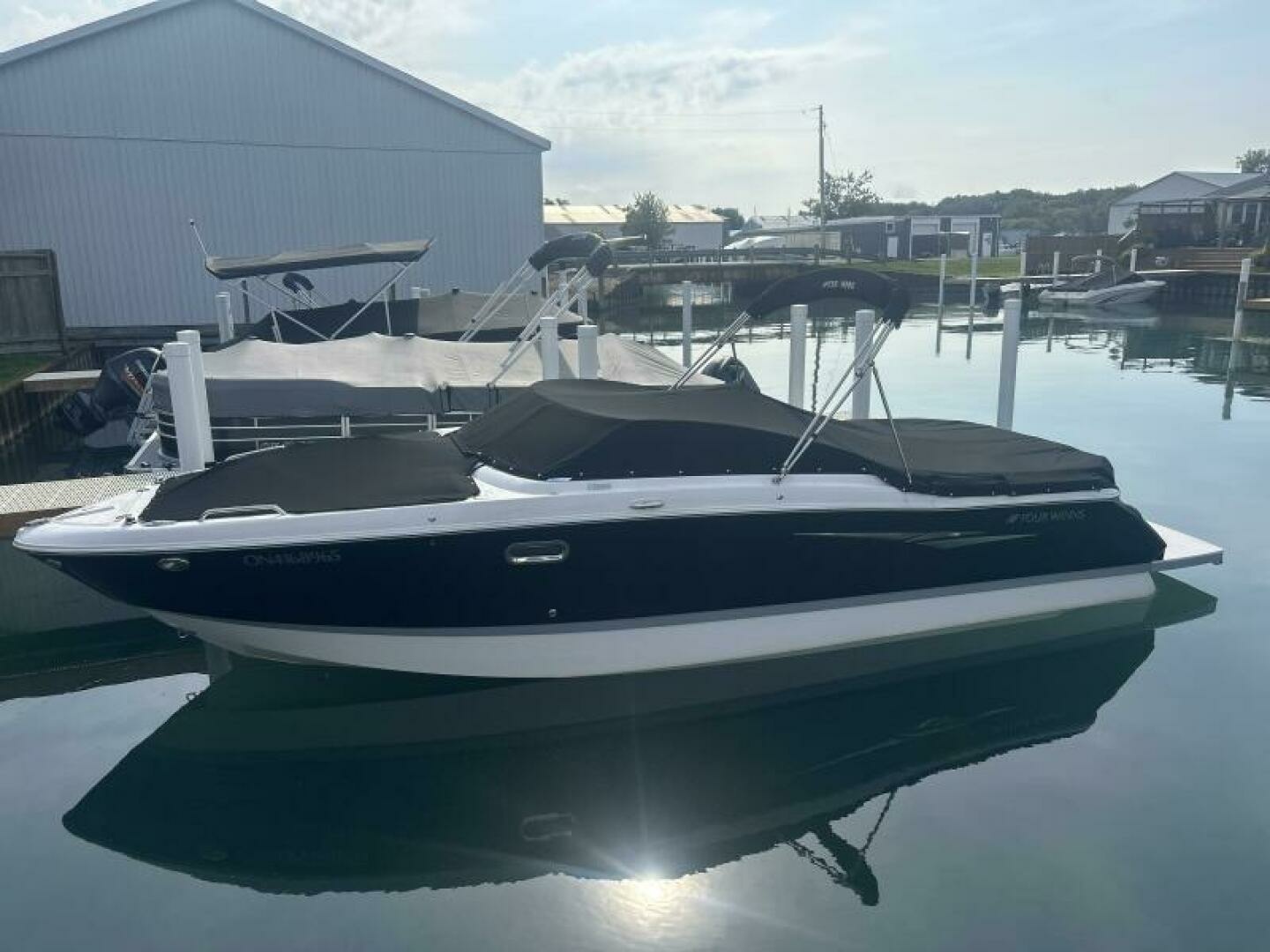 2013 Four Winns H260 26