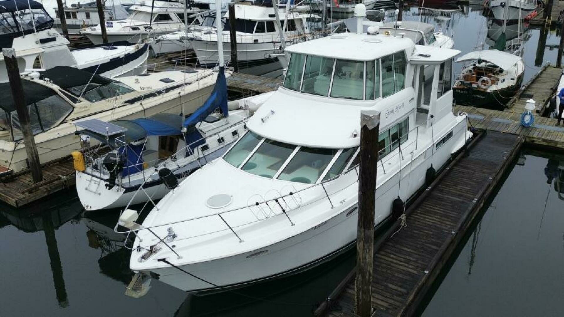 1997 Carver 500 Cockpit Motor Yacht 50