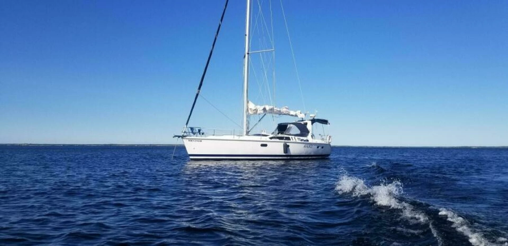 1995 Hunter 430, photo 1 of 30