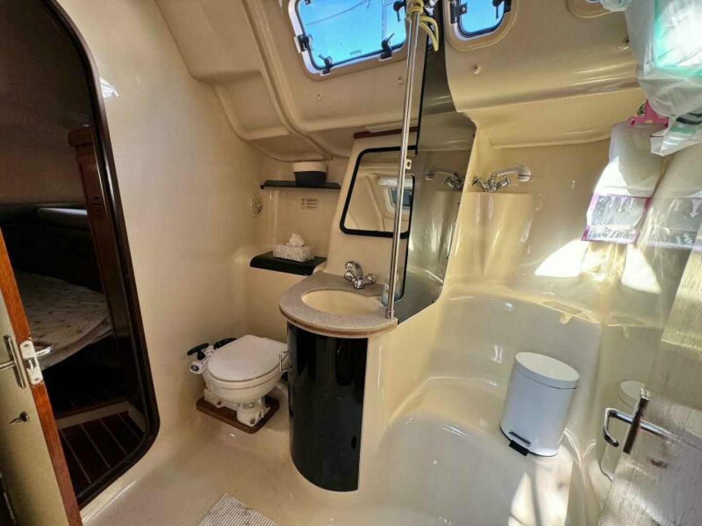 1995 Hunter 430 43
