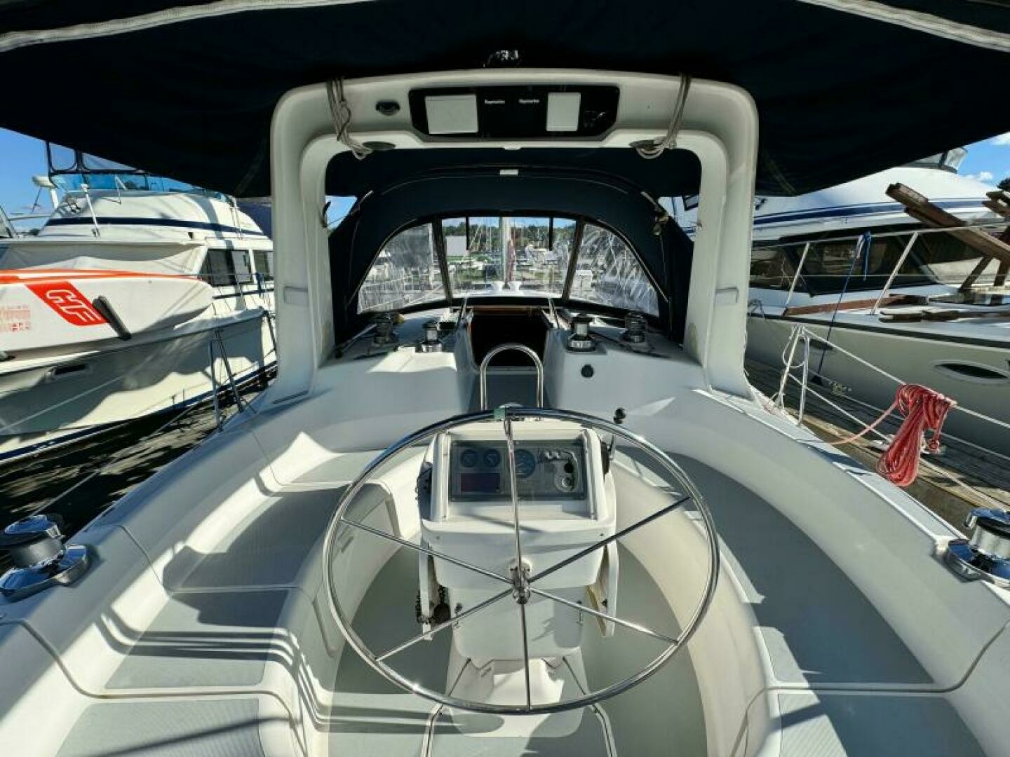 43ft Hunter Yacht For Sale