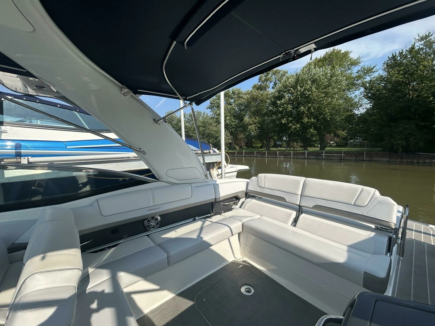 Formula 310SS Yacht For Sale