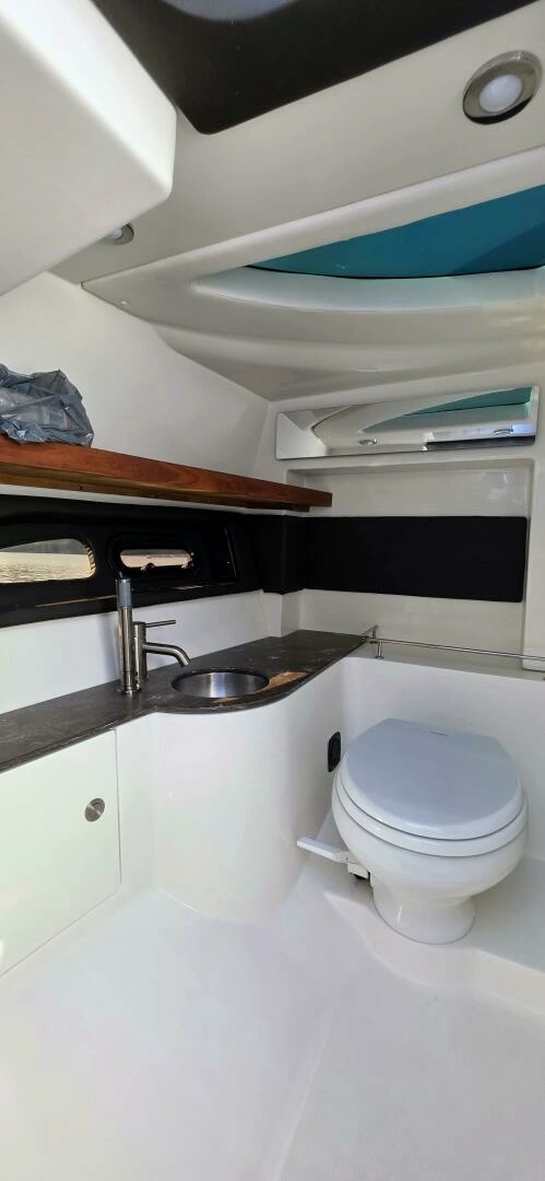 Sea Ray 350 SLX Yacht For Sale