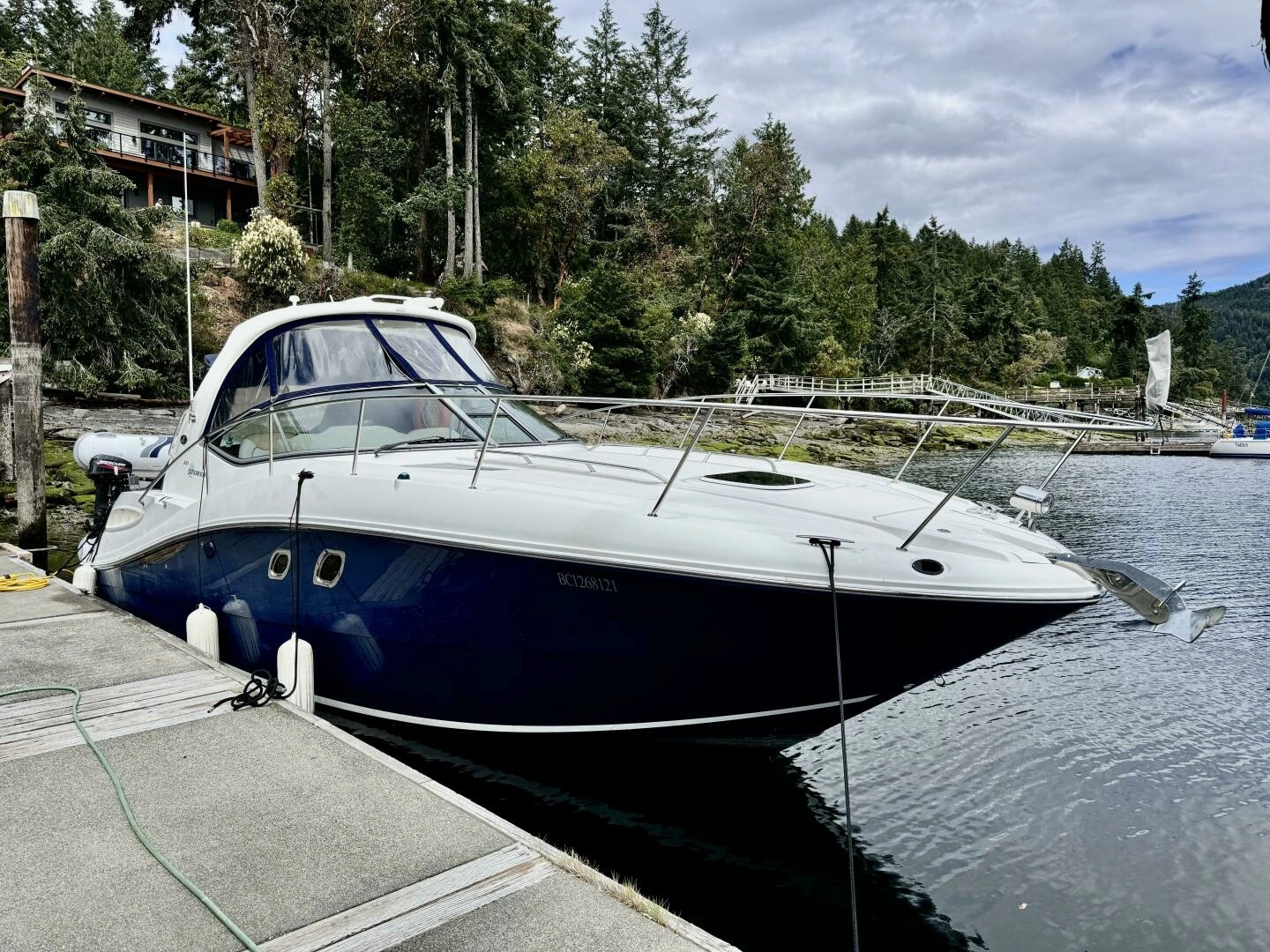 2008 Sea Ray 330 Sundancer, photo 1 of 30