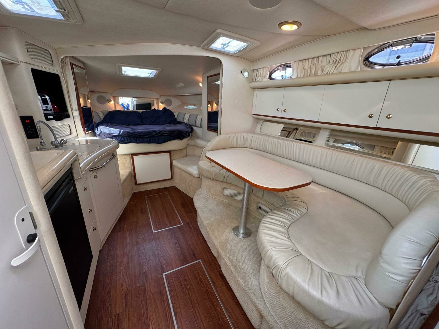2001 Sea Ray 340 Sundancer 34