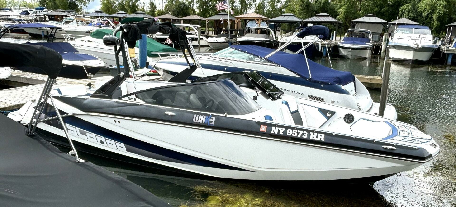 2020 Scarab 255 ID Wake 25