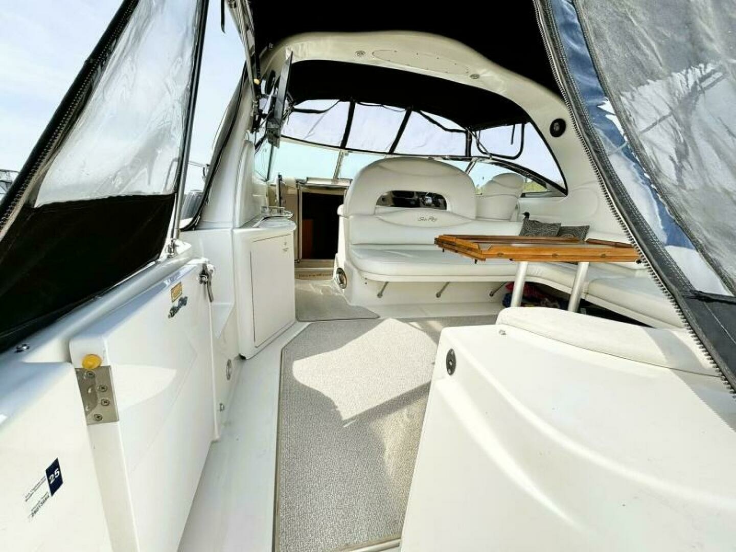 2000 Sea Ray 410 SUNDANCER 41