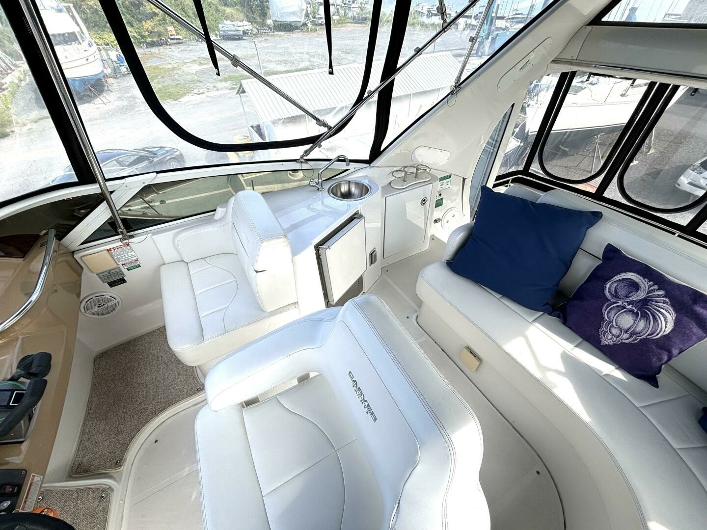 2003 Carver 396 Motor Yacht 39