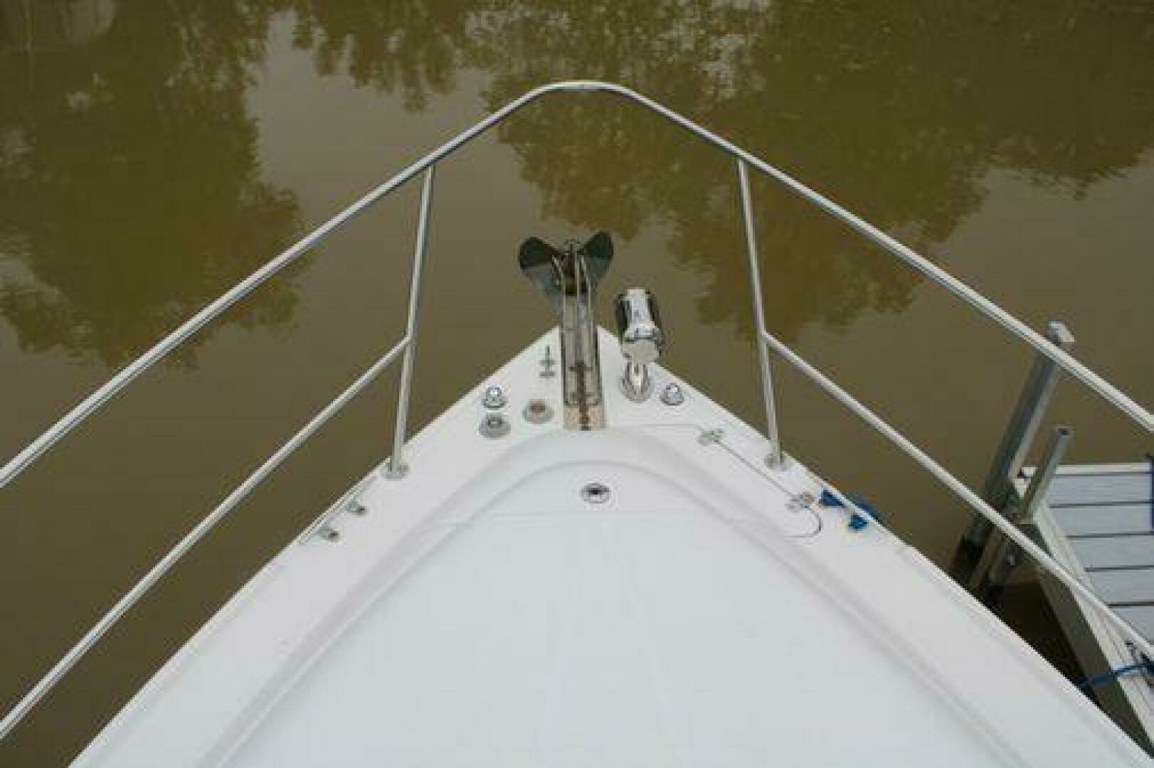 33ft Four Winns Yacht For Sale