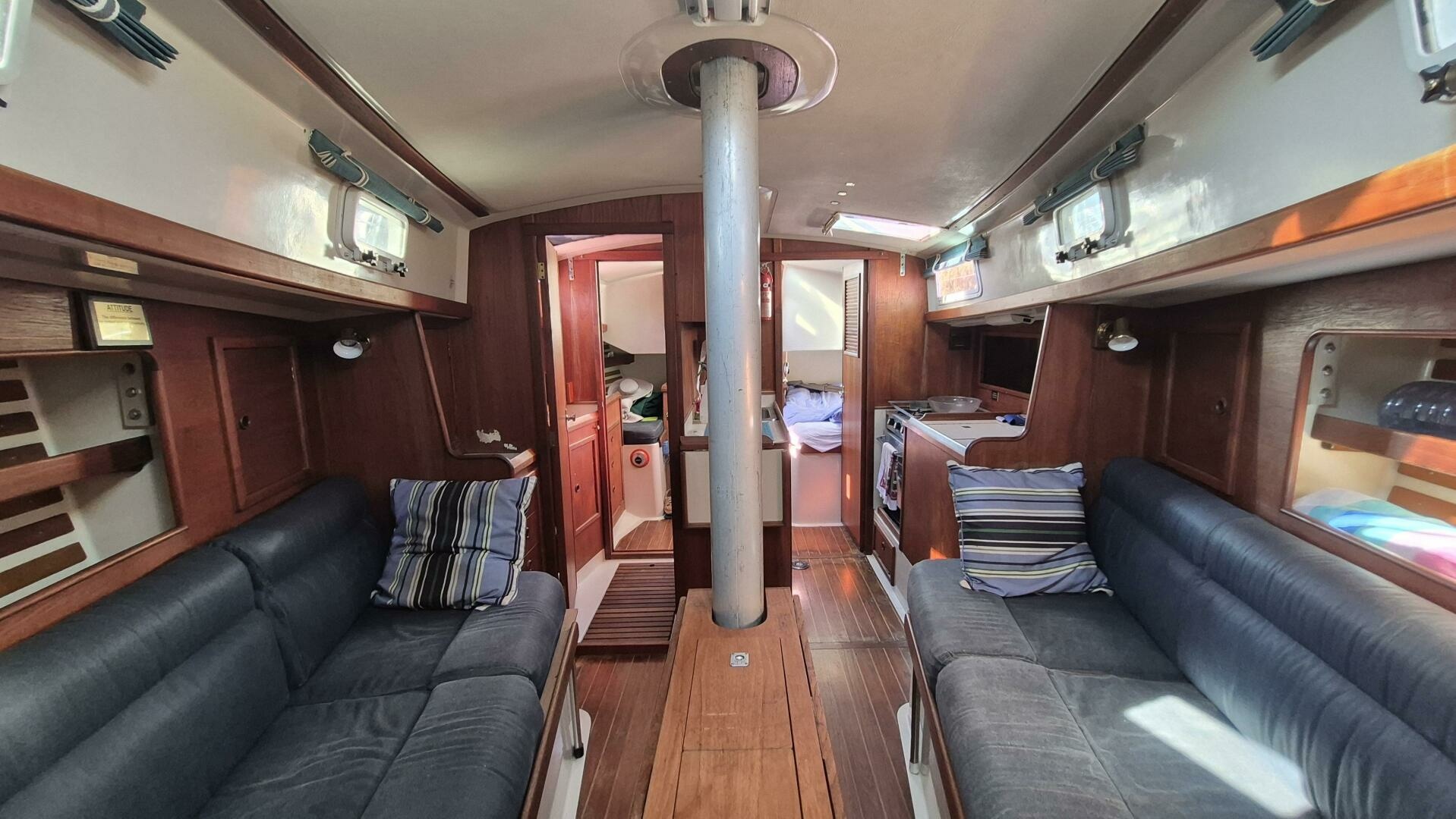 1981 Niagara 35 Classic 35