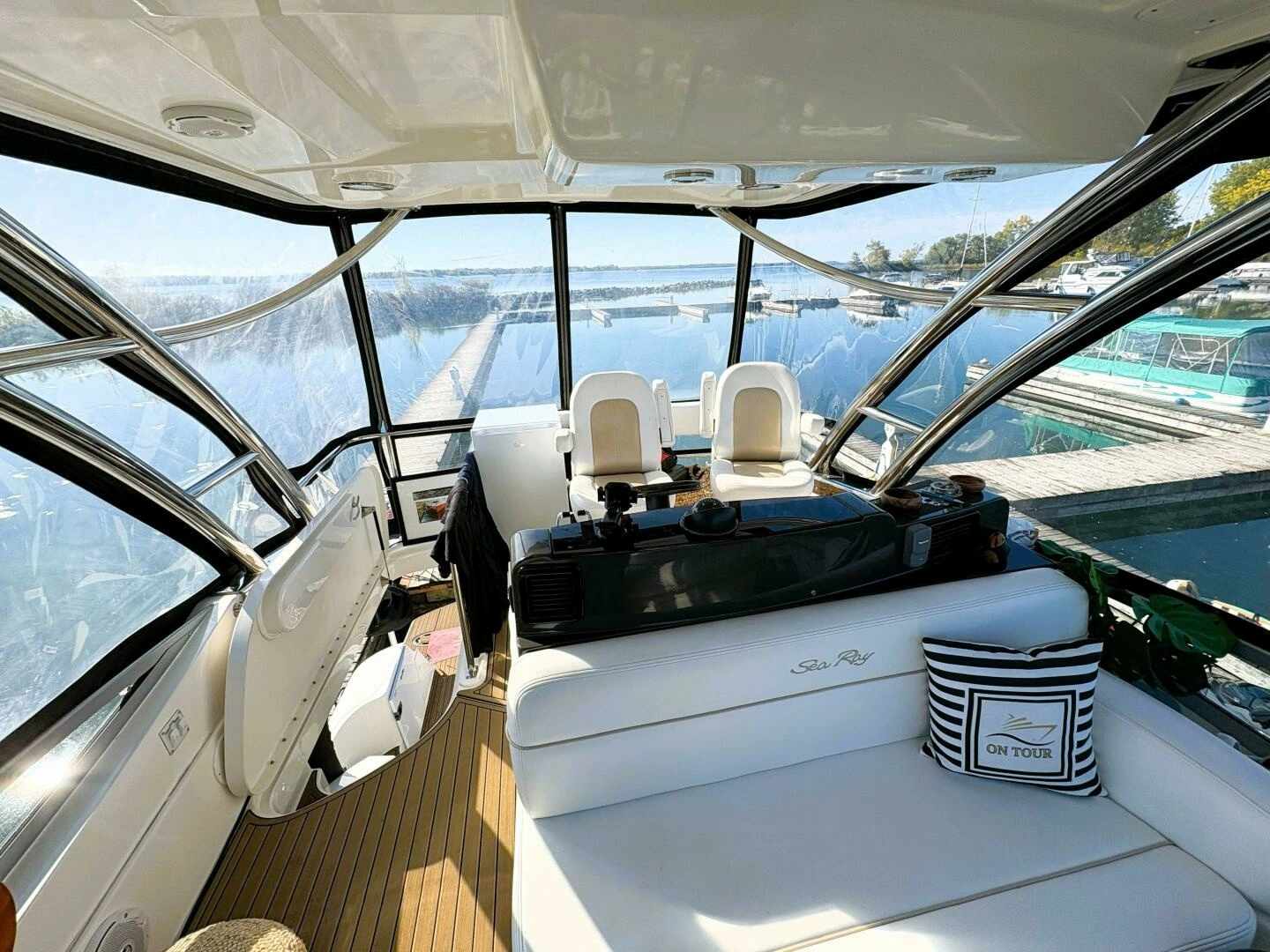 Sea Ray 47 SEDAN BRIDGE Yacht For Sale