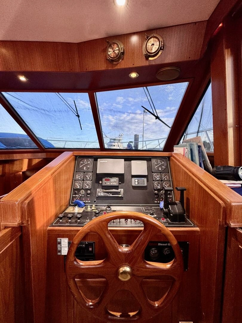 Camargue Yachtfisher Yacht For Sale