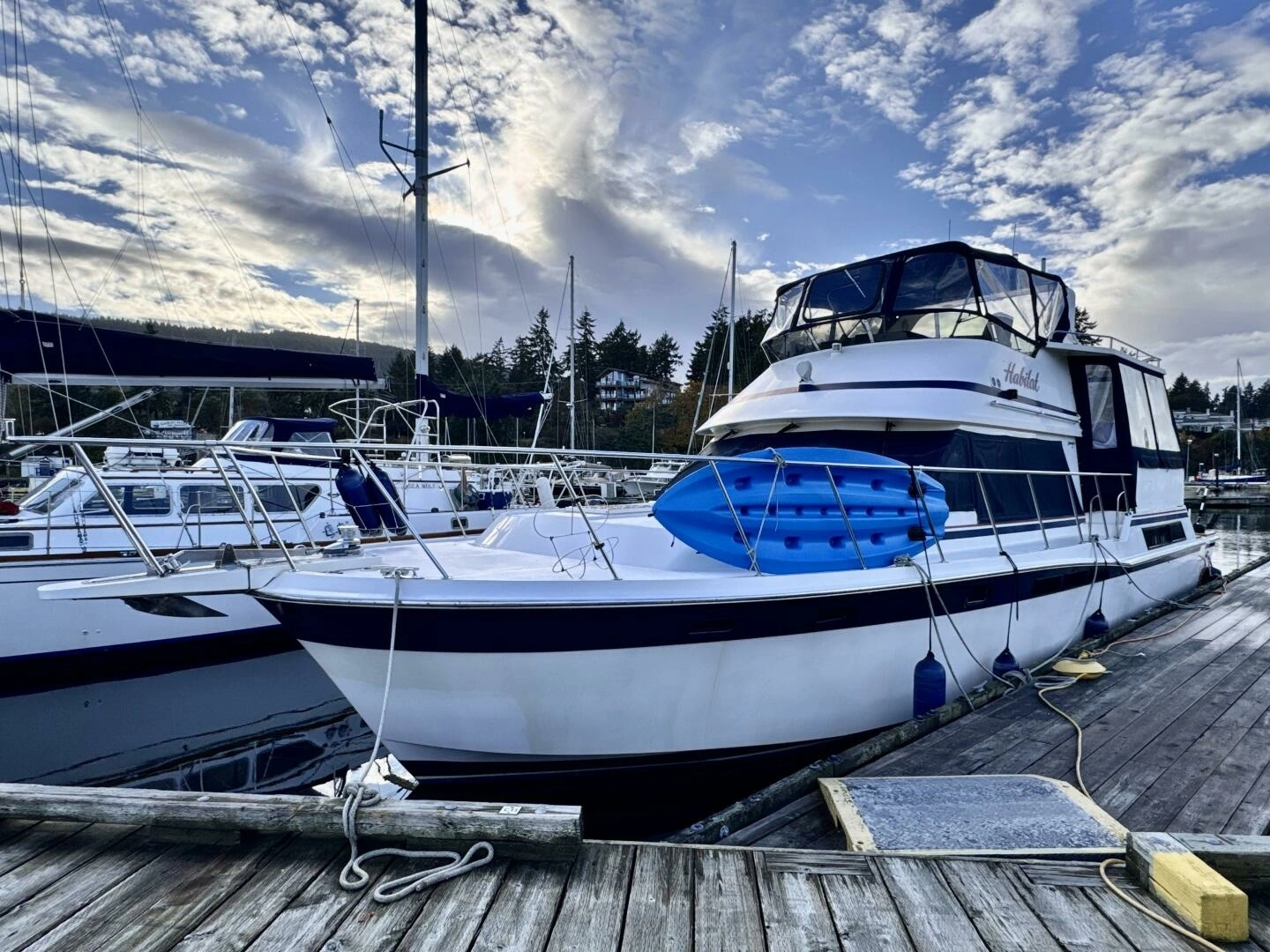 1997 Camargue Yachtfisher, photo 1 of 30