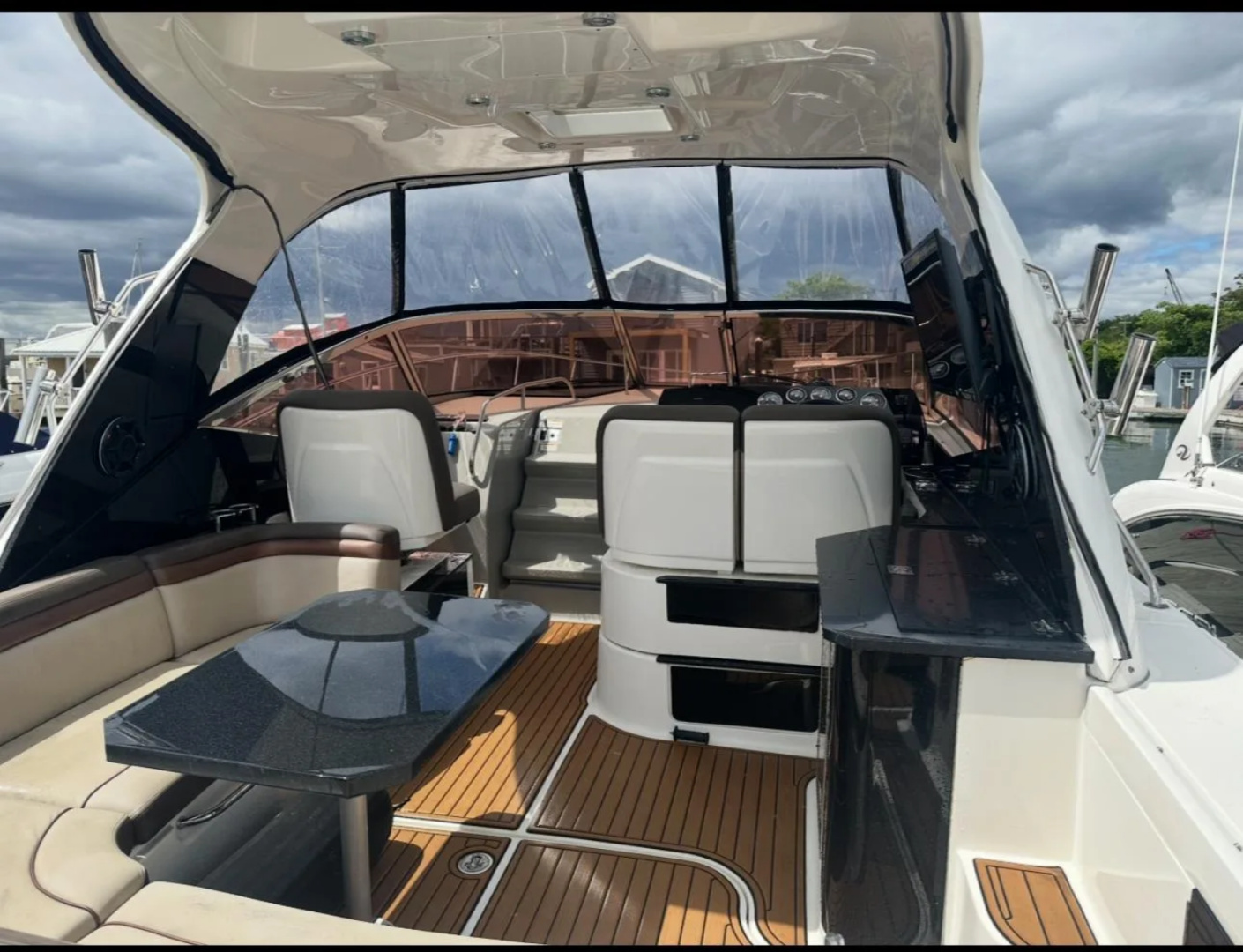Sea Ray 370 Sundancer Yacht For Sale