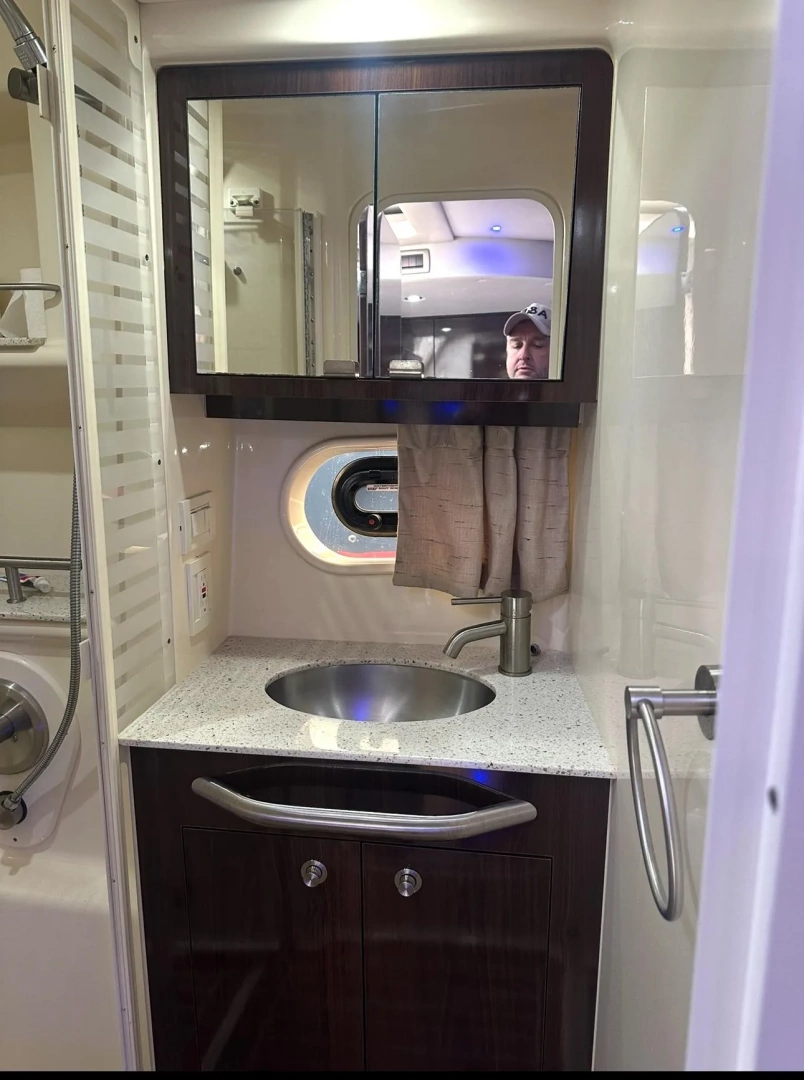 Sea Ray 370 Sundancer Yacht For Sale