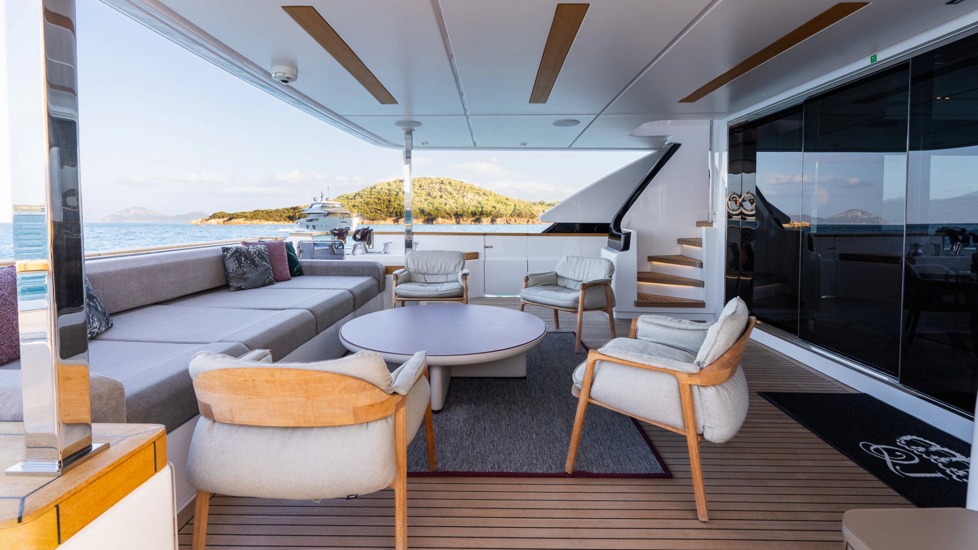 QUEEN J III 108ft Custom Line Yacht For Sale