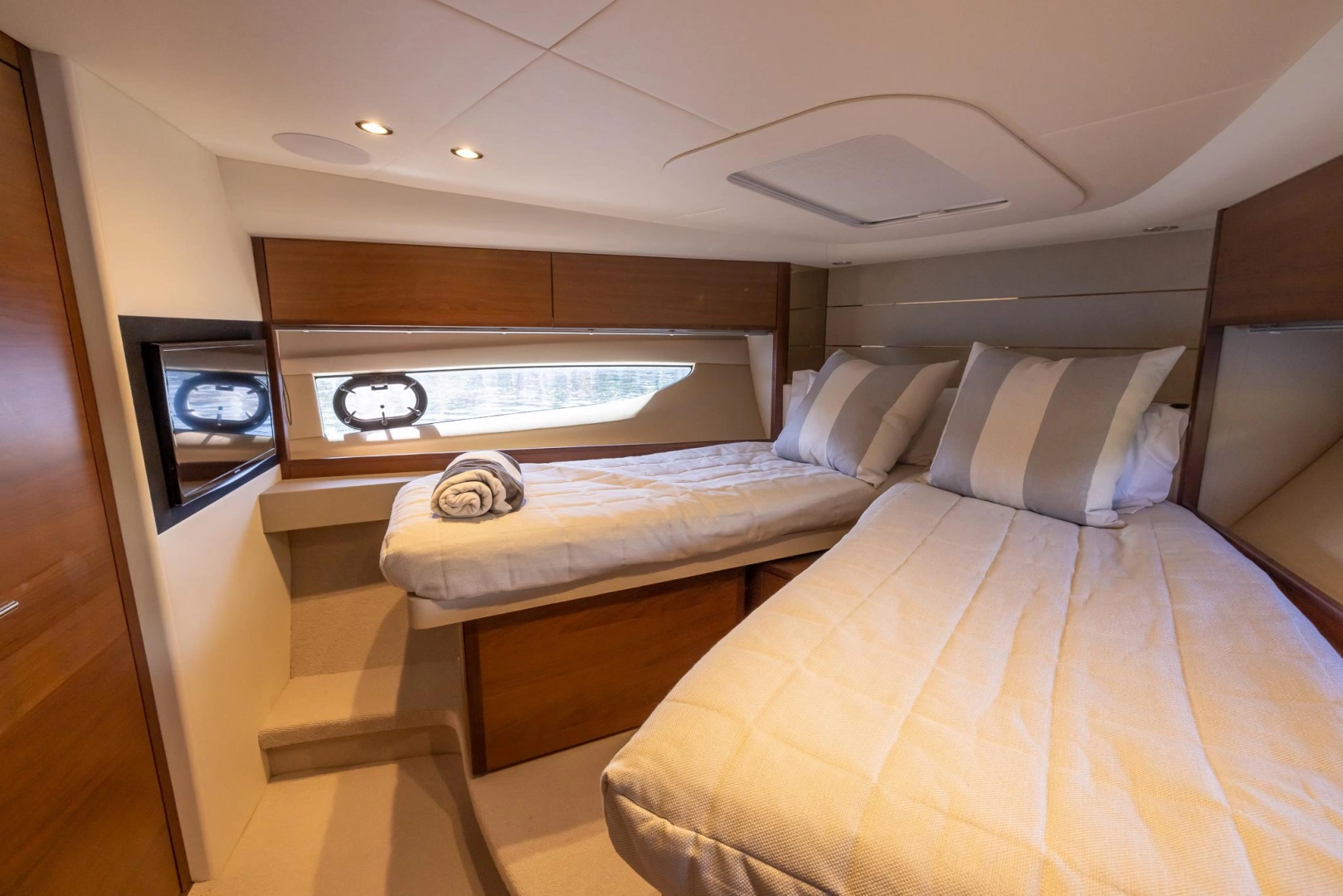 Princess V50 Yacht For Sale