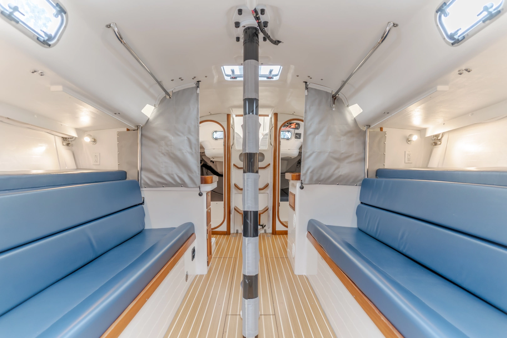 J Boats J/121 Yacht For Sale