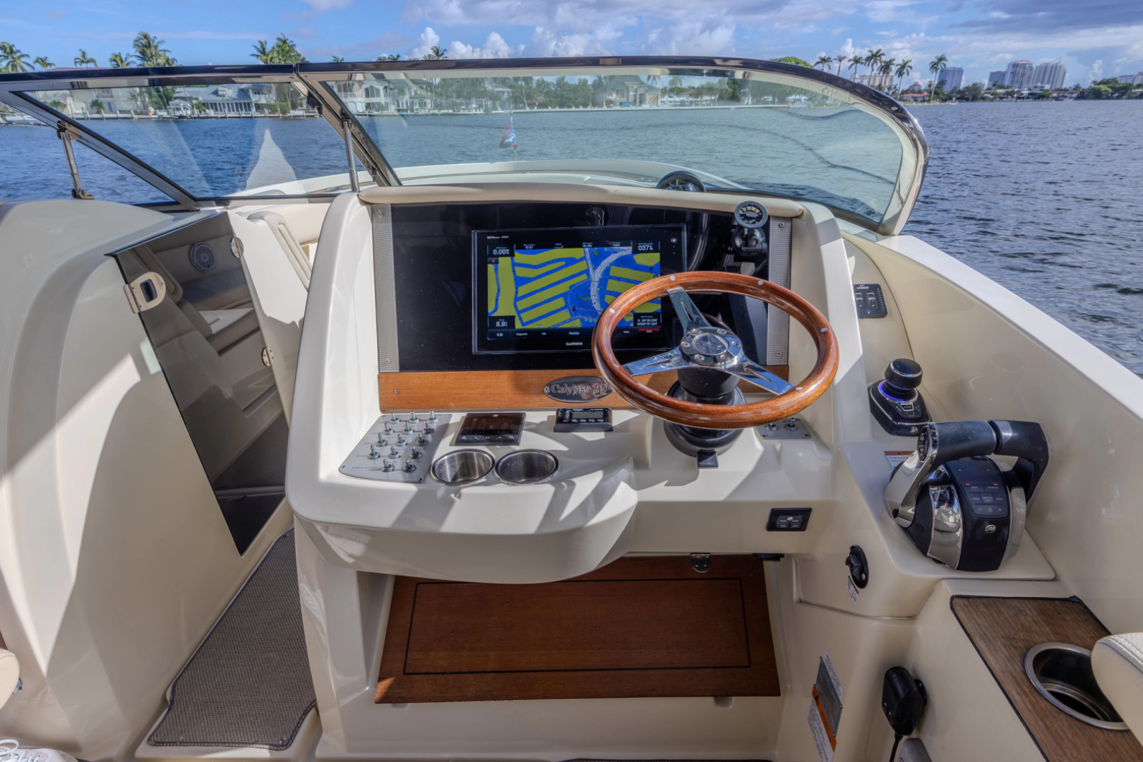 RITZ SEA 30ft Chris Craft Yacht For Sale