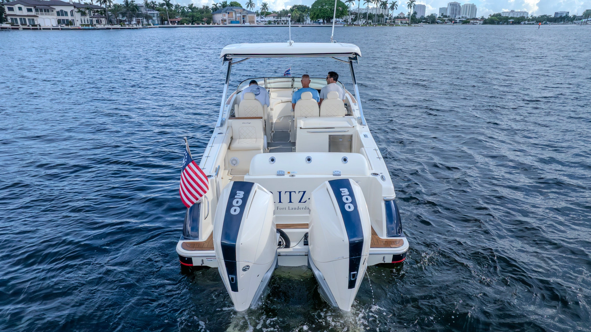 Chris-Craft Calypso 30 Yacht For Sale