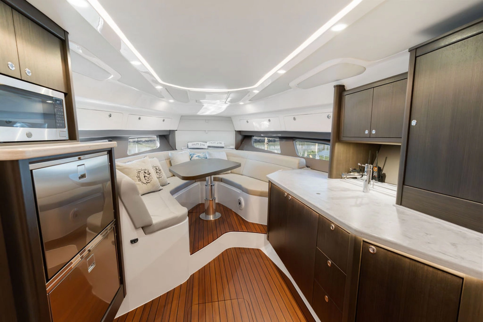 Intrepid 438 Evolution Yacht For Sale