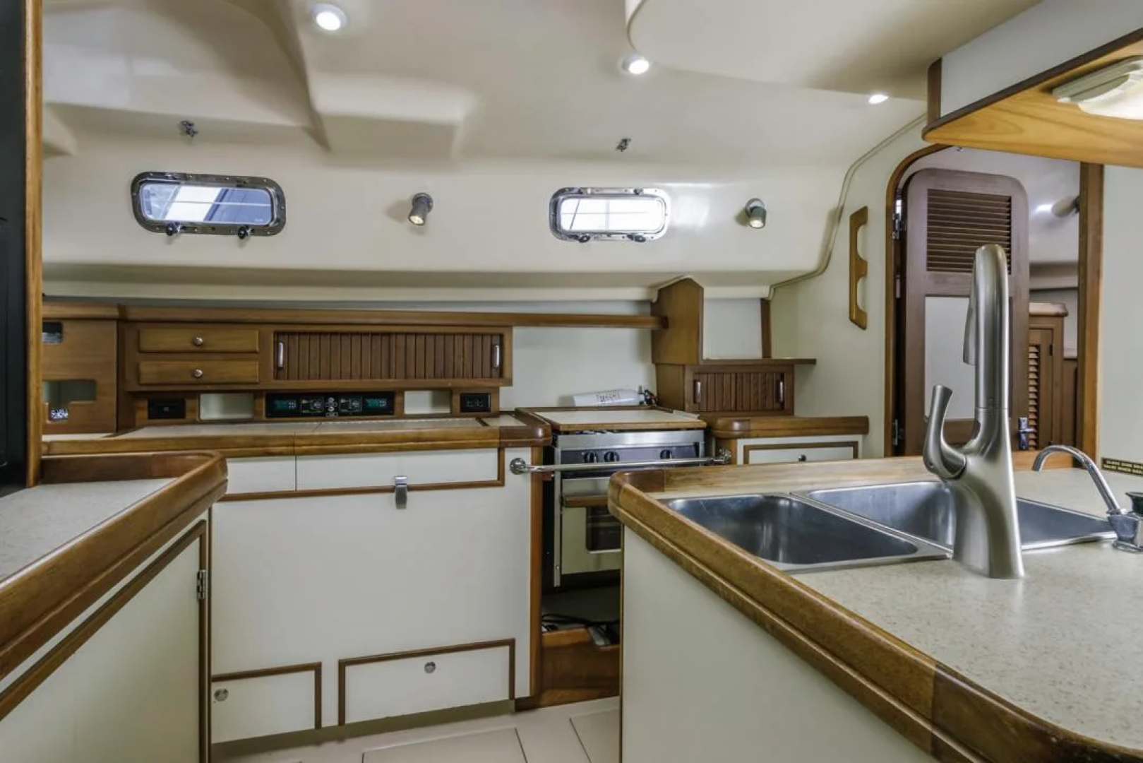 Seeker 41ft Island Packet Yacht For Sale