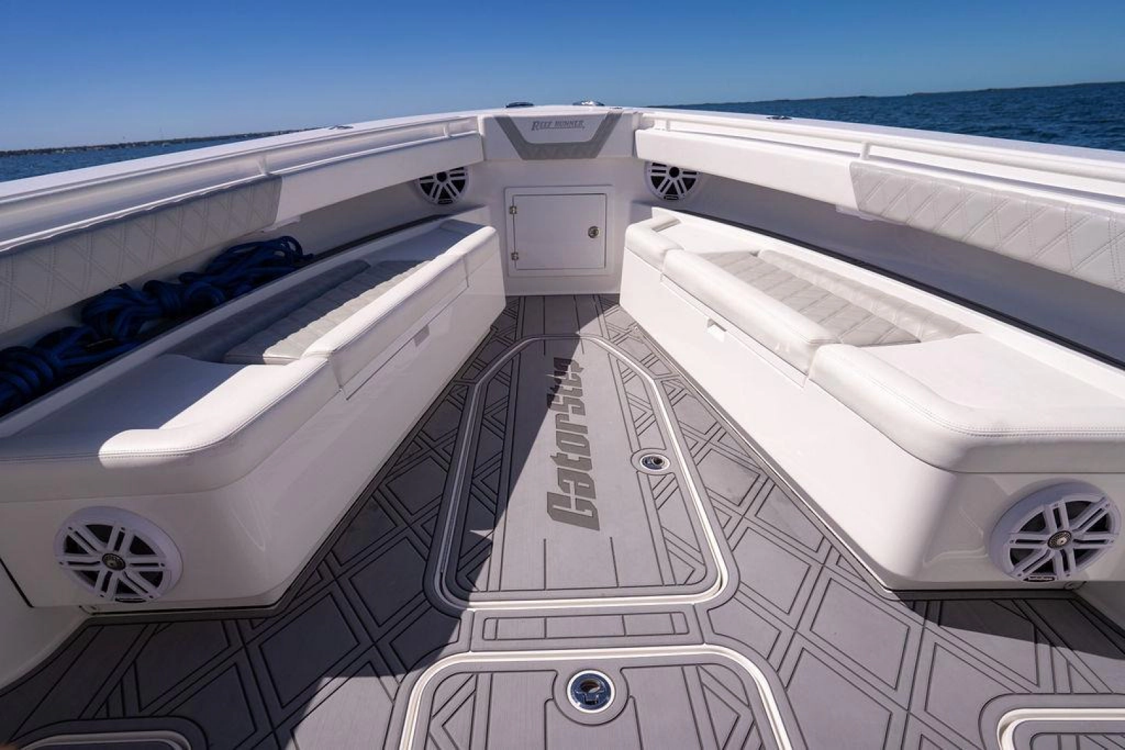 SHOWGIRL 34ft Reef Runner Yacht For Sale